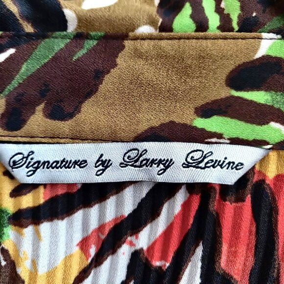 Signature Larry Levine Womens Size S Botanical Accordion Pleated Necklace Top - Picture 8 of 10
